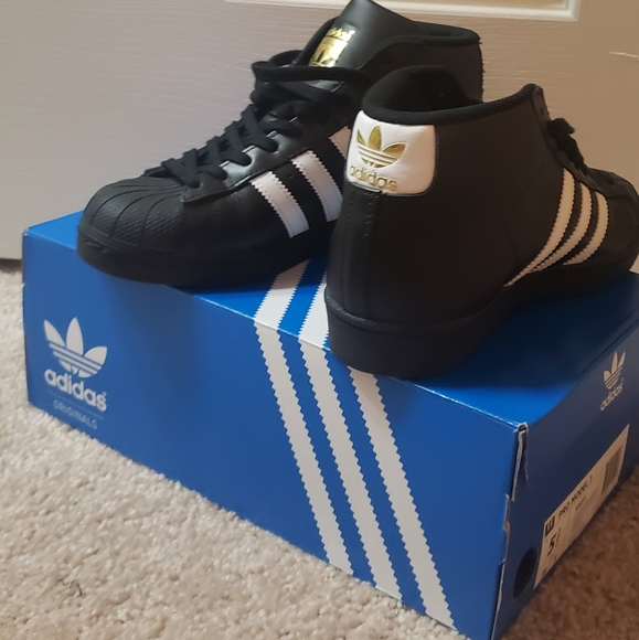 Adidas PRO model - Picture 2 of 2